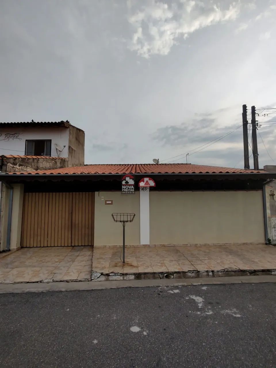 Casa Padrão em Pindamonhangaba
