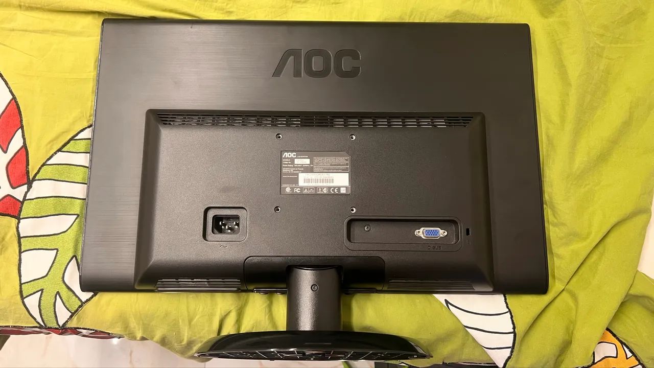 Monitor AOC 20" LED + Adaptador HDMI (Kit Completo / Funcionando 100%) - Foto 4