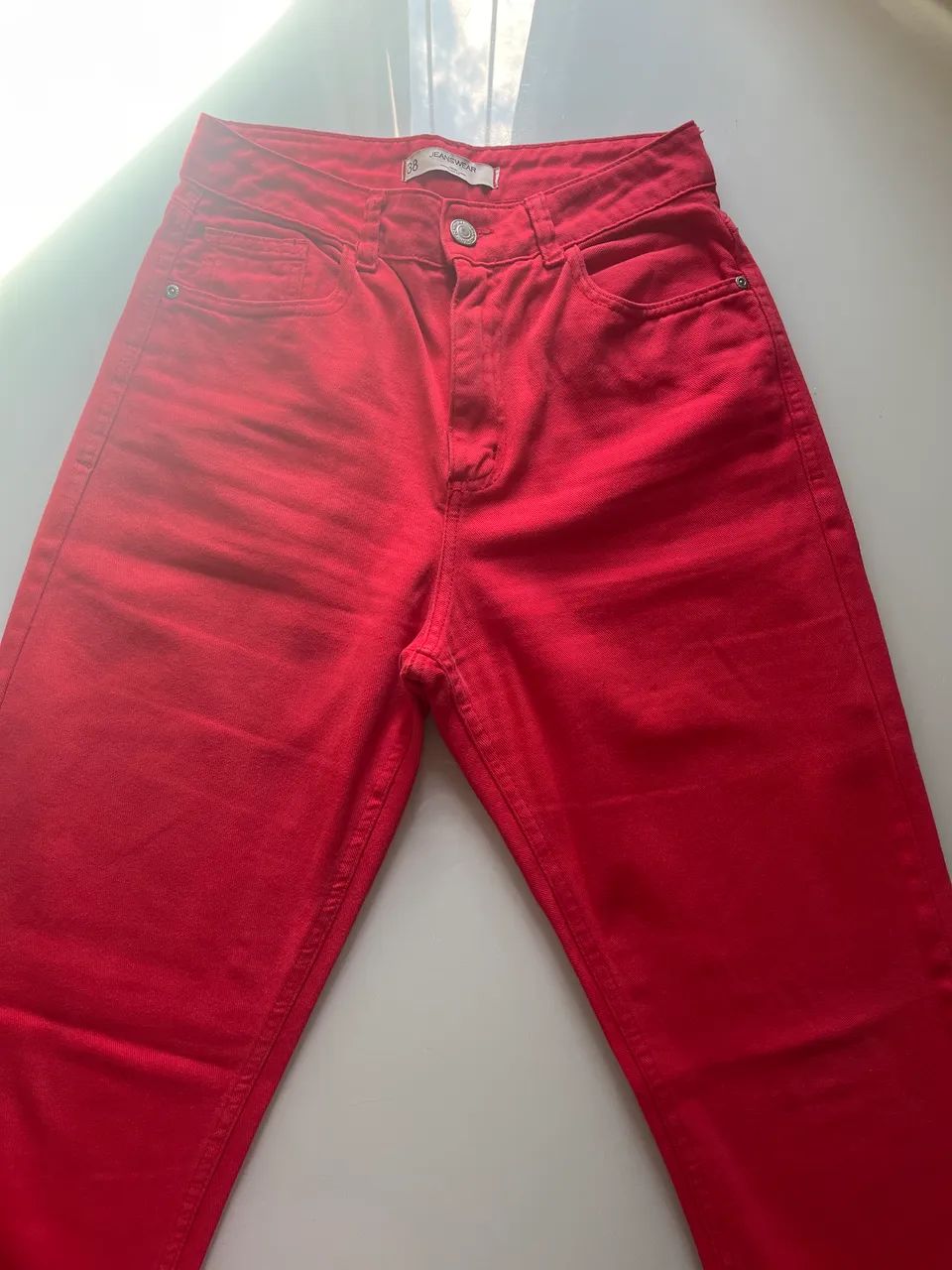 Calça jeans vermelha  - Foto 2