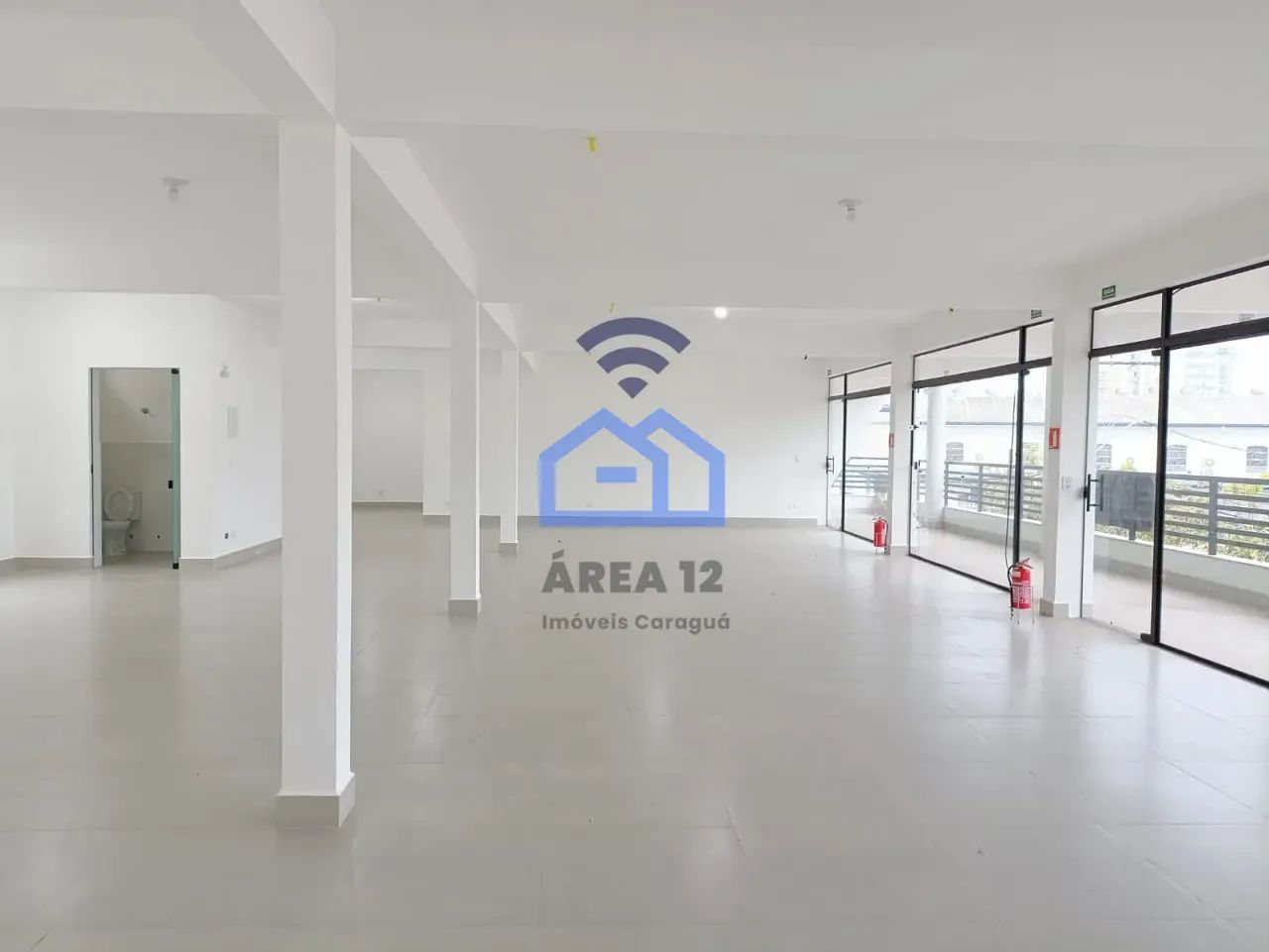 Salas comerciais para locação no Centro de Caraguatatuba, SP com 36m² e 46m² - Foto 3