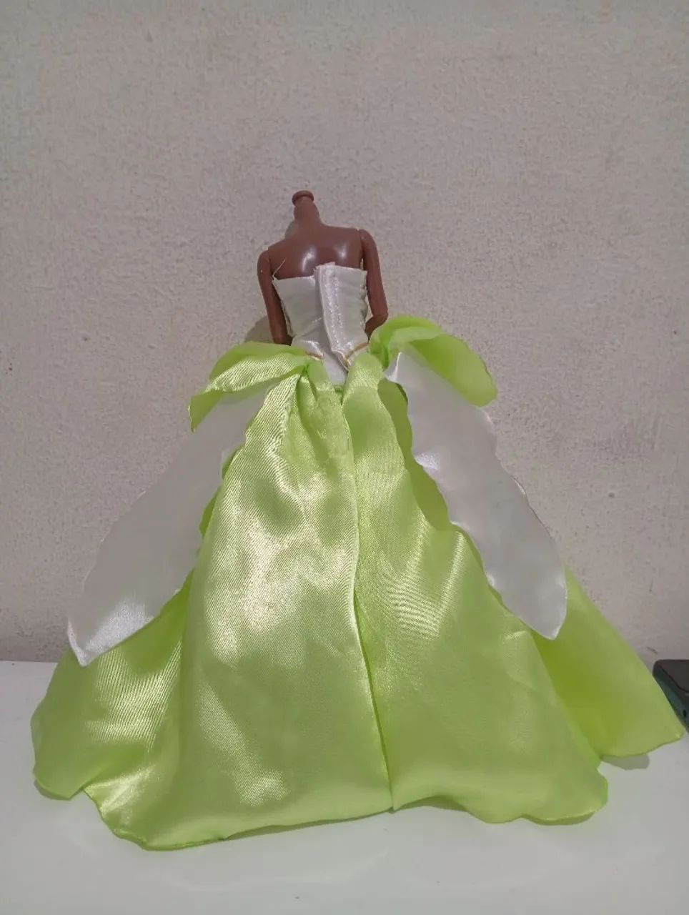 Vestido de boneca da Tiana a princesa e o sapo - Foto 2