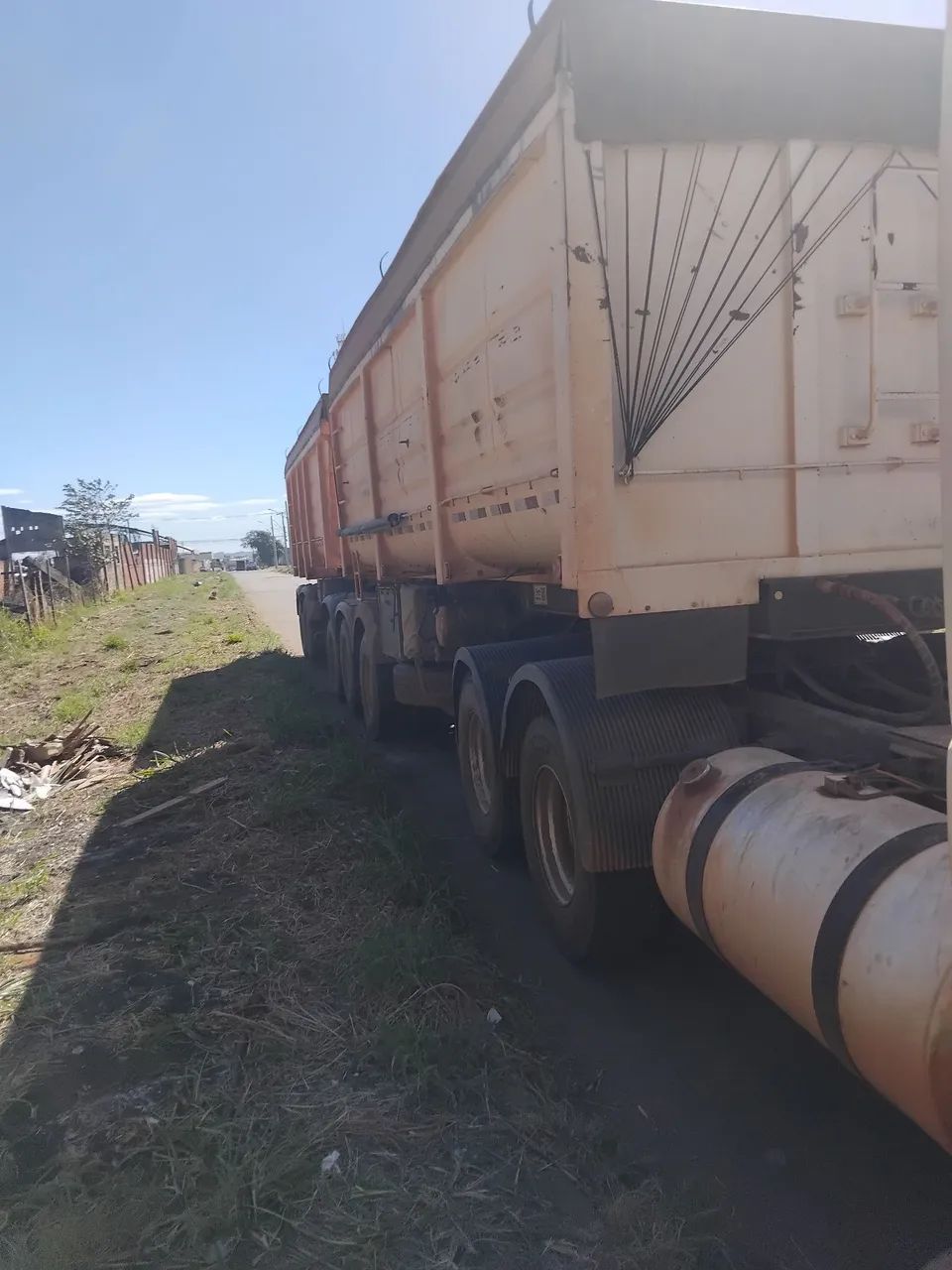 Bicaçamba  librelato 8 eixos documentado 115 mil - Foto 5