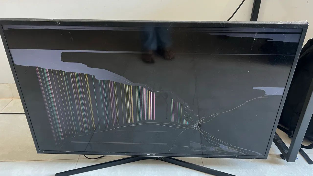 Tv Samsung 40? para retirada de peças  - Foto 2