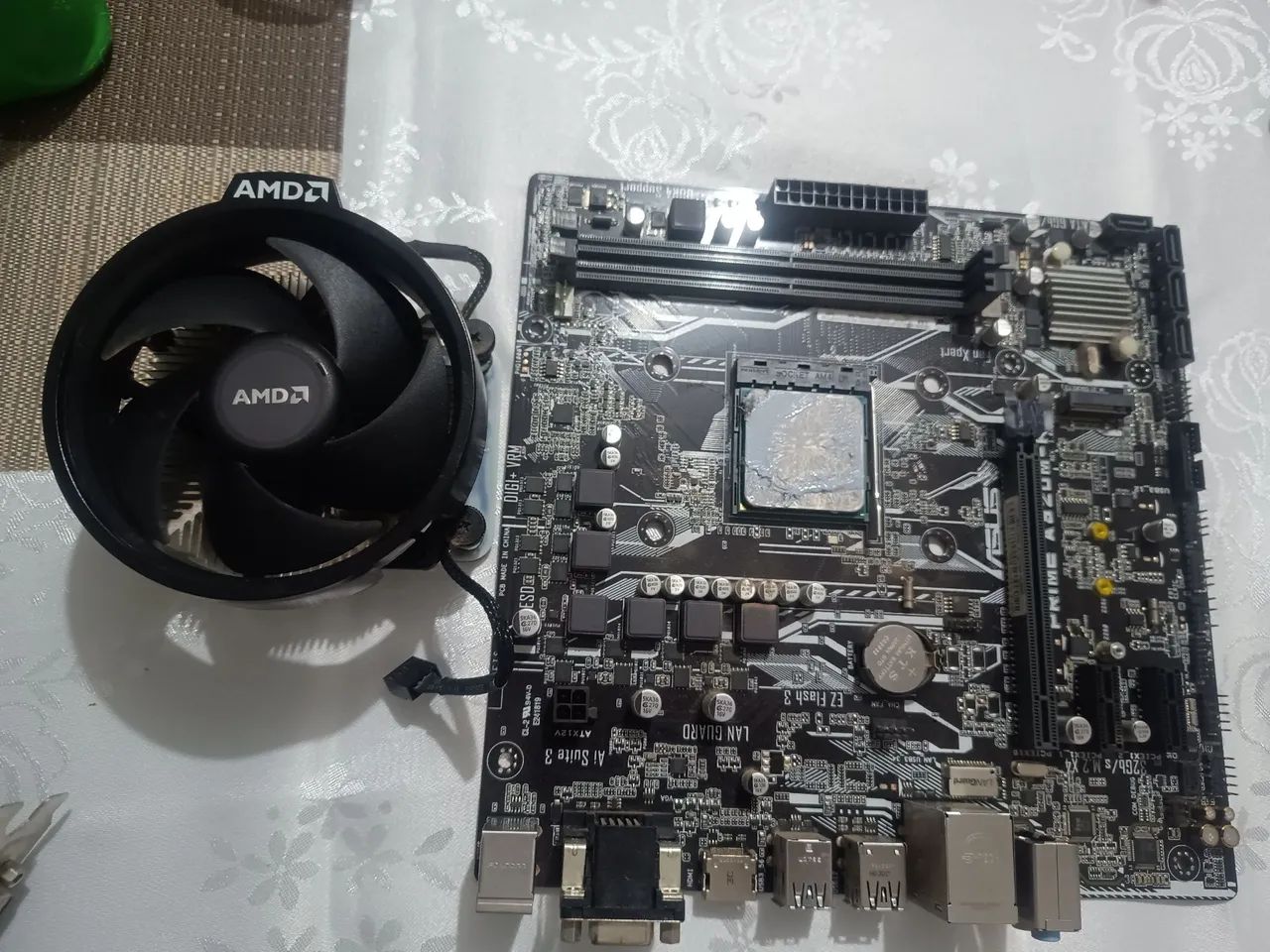 自作PC　RYZEN5 1600・8GB・128GB・GTX750Ti kit processador Ryzen 5 1600+ placa mãe A320M-K + placa de video