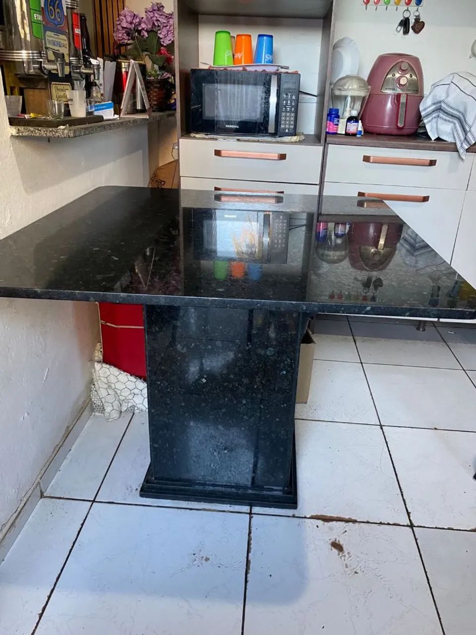 Mesa de granito verde Ubatuba com cadeiras - Foto 2