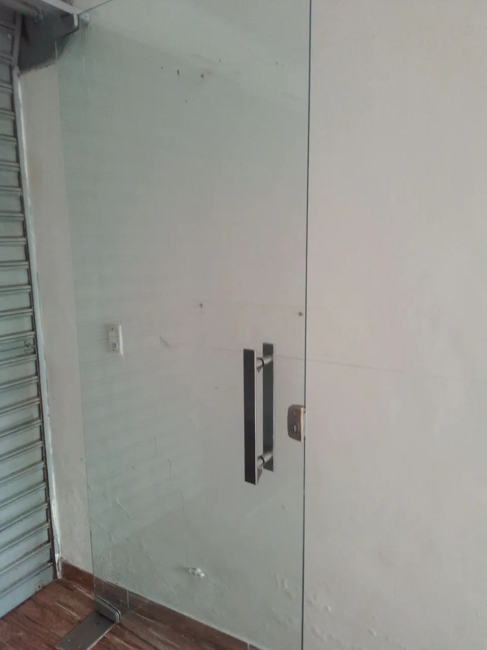 Porta de vidro temperado completa  - Foto 2
