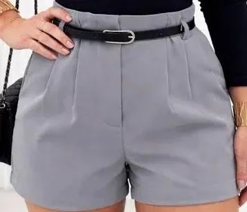 ROUPAS EM ÓTIMO ESTADO 