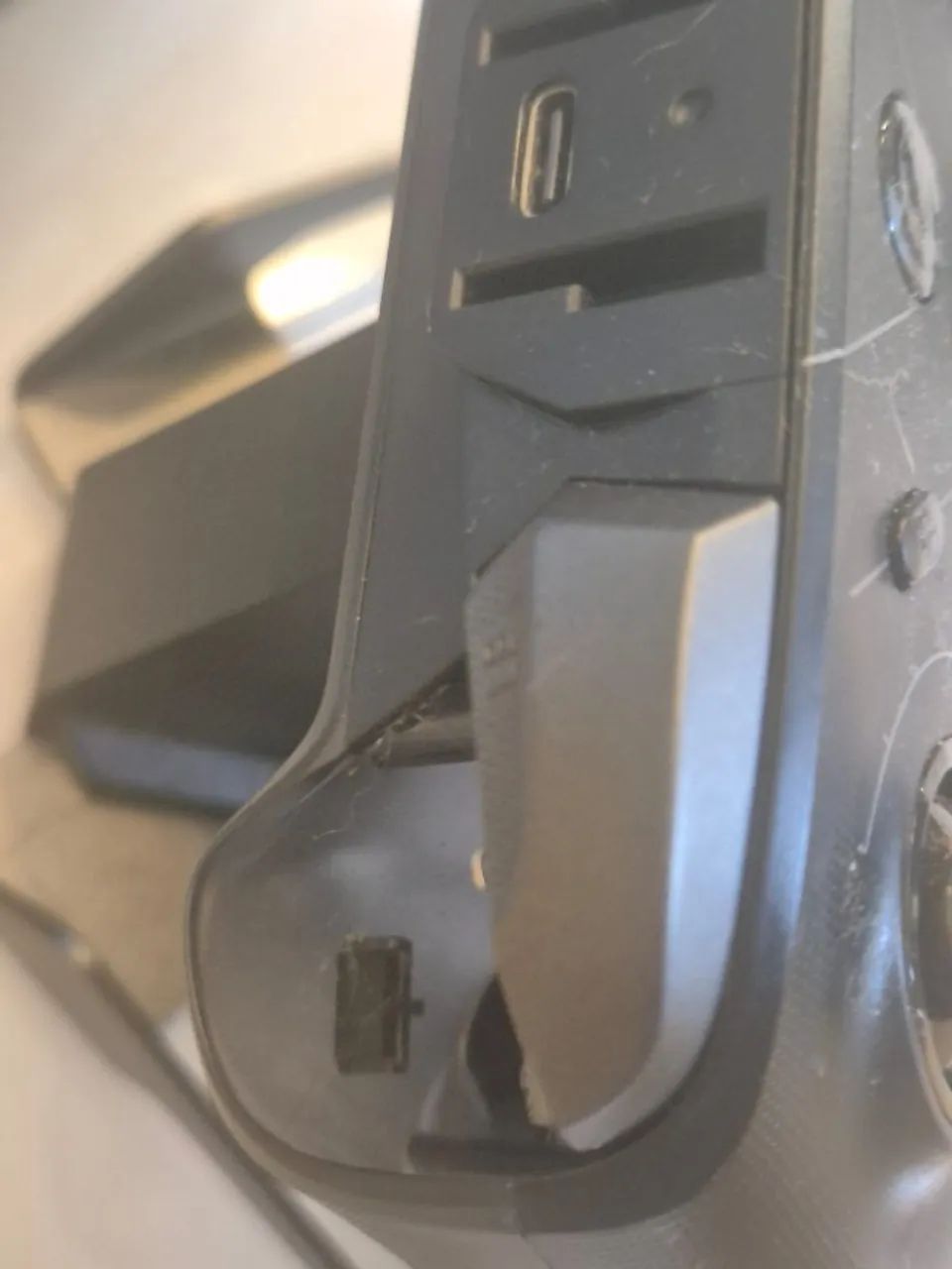 Controle Tsir Cyclone 2 Danificado mas funcional - Foto 5