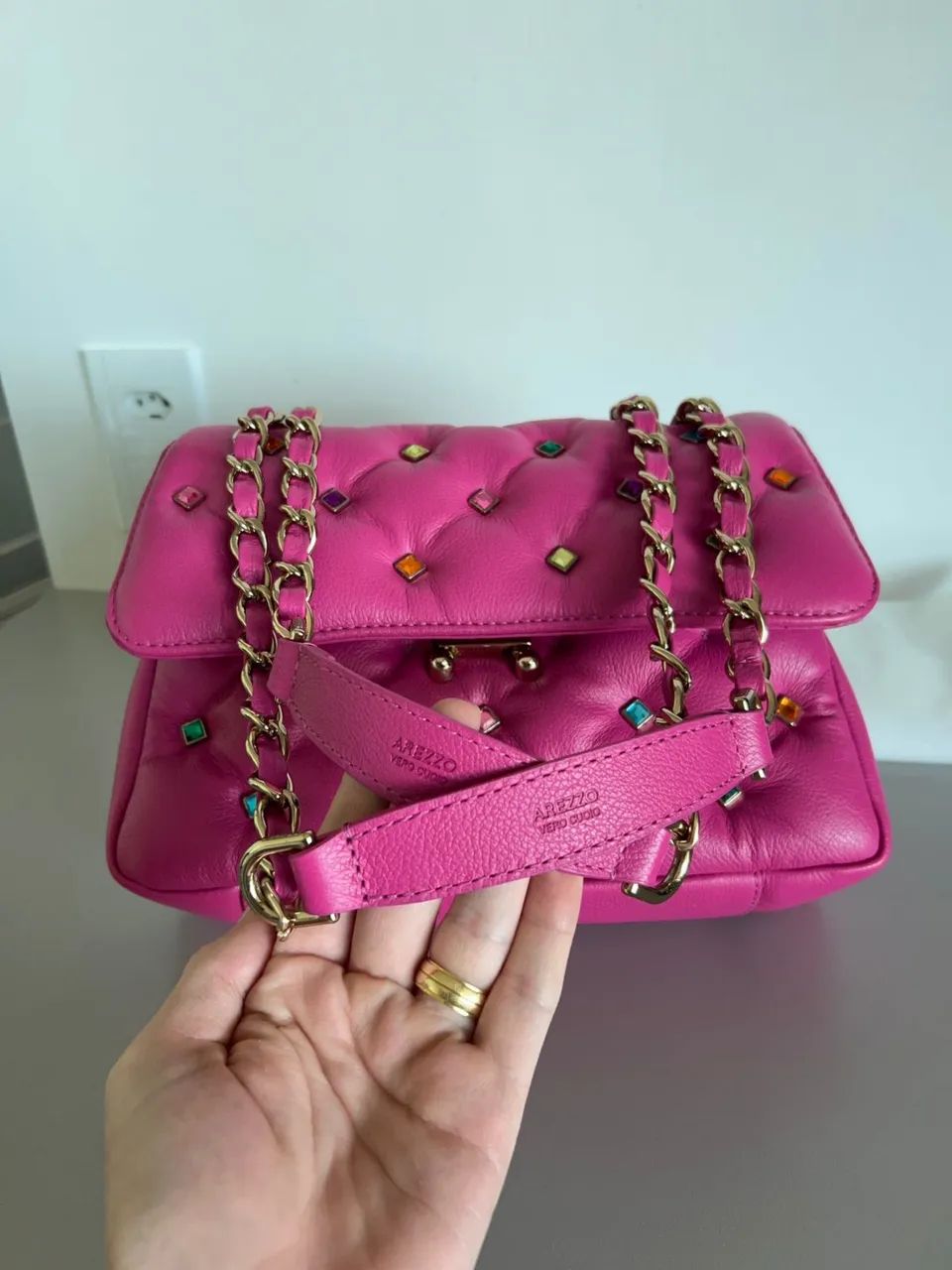 BOLSA DE COURO COM PEDRARIA DA AREZZO - Foto 3