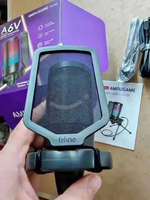 Microfone Fifine A6V Ampligame - Qualidade profissional para o seu setup