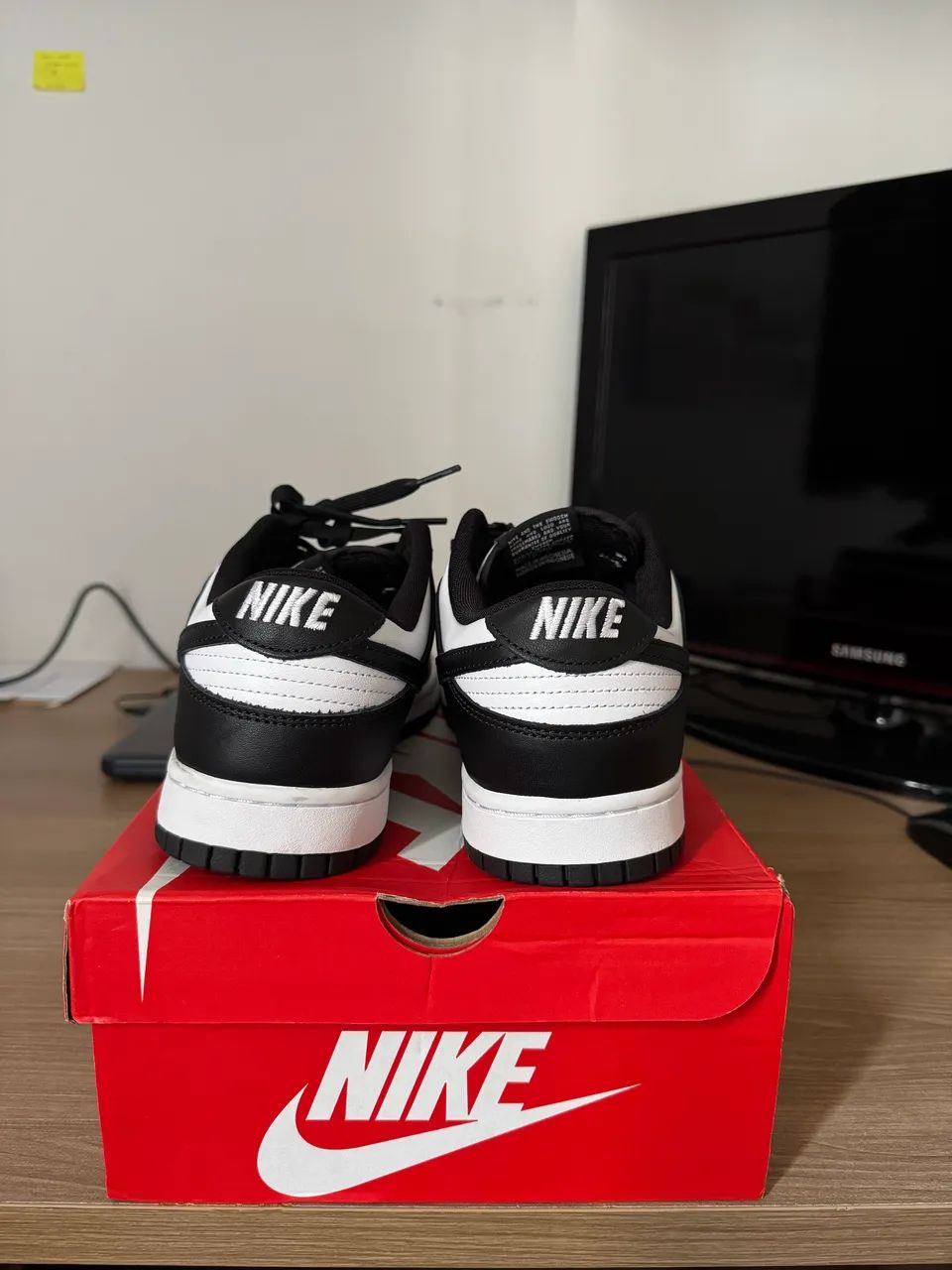 Nike Dunk preto e branco tamanho 43/44 - Foto 2