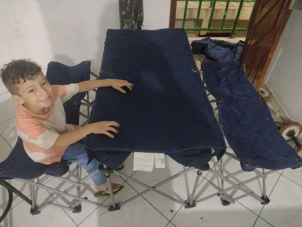Mesa retrátil para camping ou praia . - Foto 4