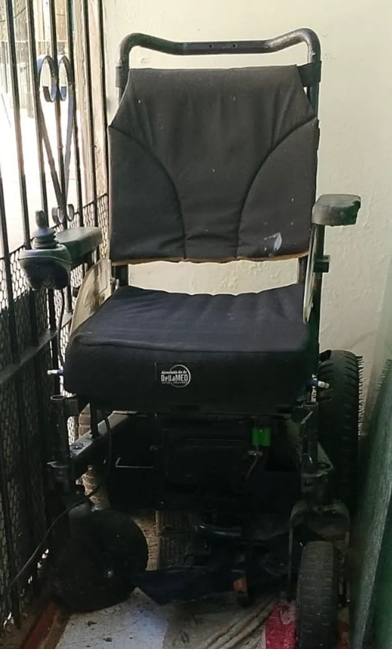 Cadeira de rodas elétrica  - Foto 2