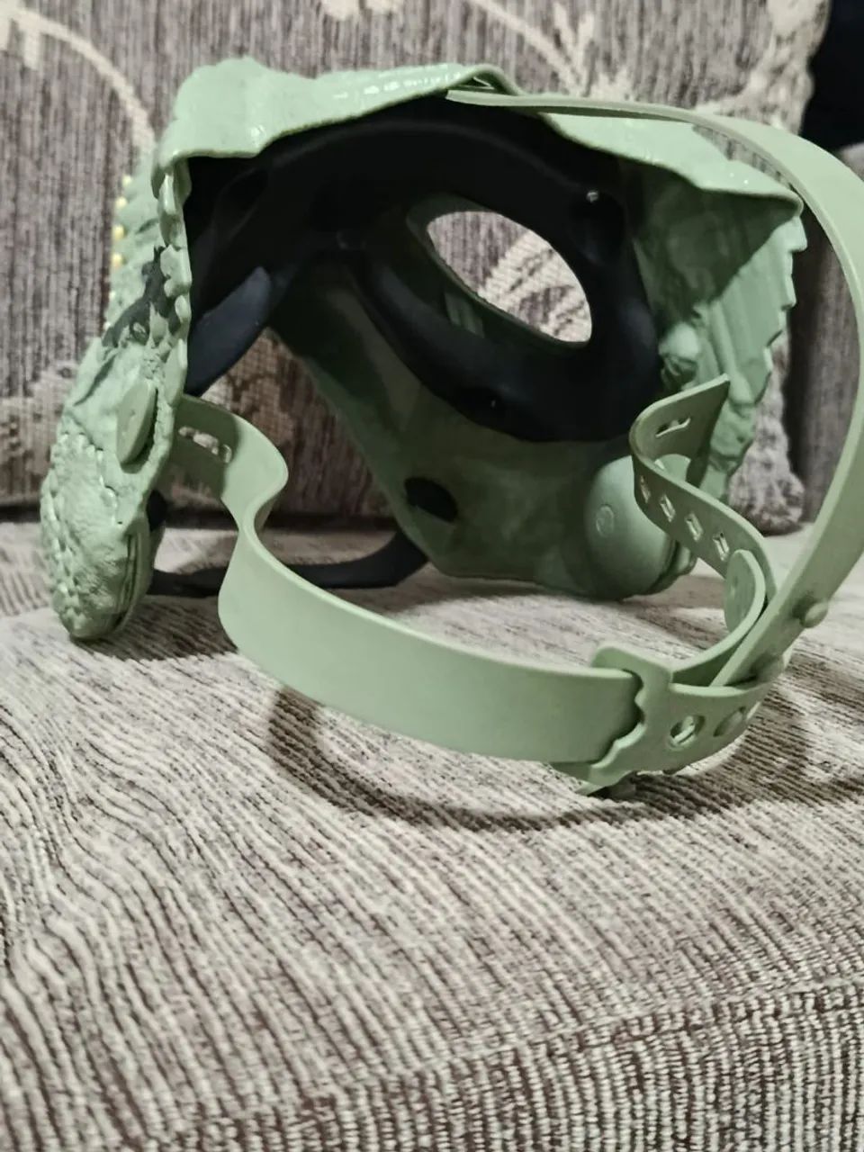 Máscara de dinossauro  - Foto 4