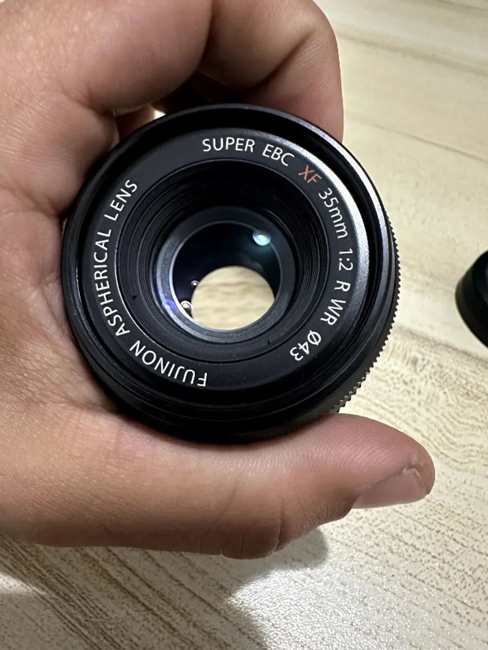 Lente Fujifilm 35mm 2.0 Weather Resistant  - Foto 2