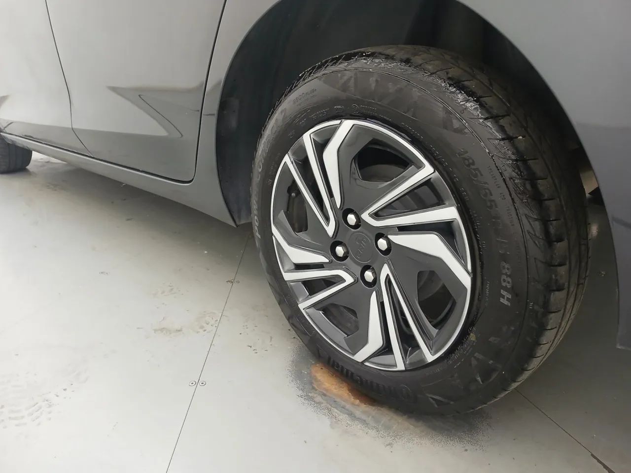 Chevrolet Onix Plus LT 1.0 12V Flex Mec. 4P, foto 12 de 18