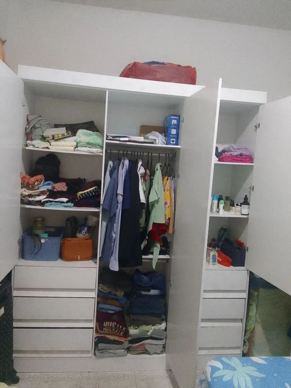 Guarda roupa com espelho consevado - Foto 2