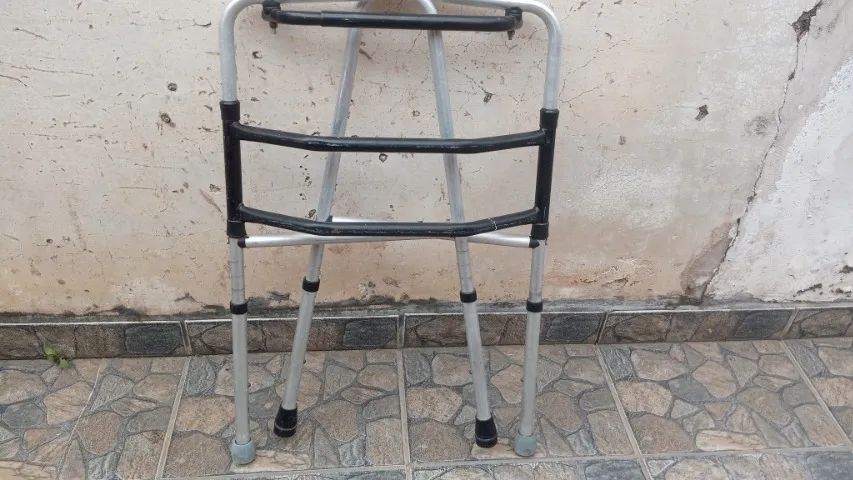 Andadores de alumínio Usados 60,00, mínimo 10 peças, precisam ser limpos - Foto 5