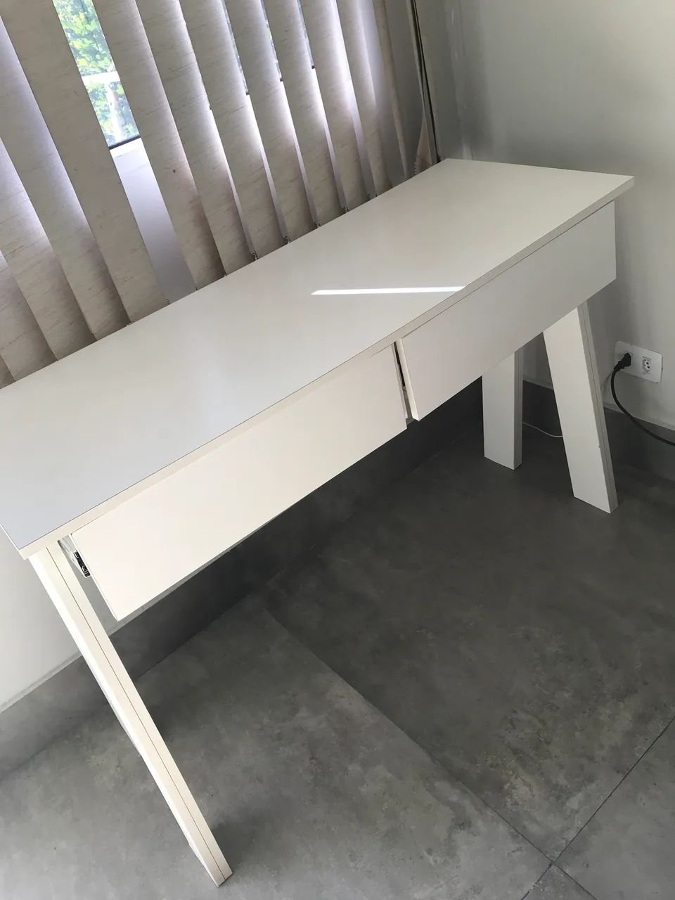 Mesa para trabalho/estudos
