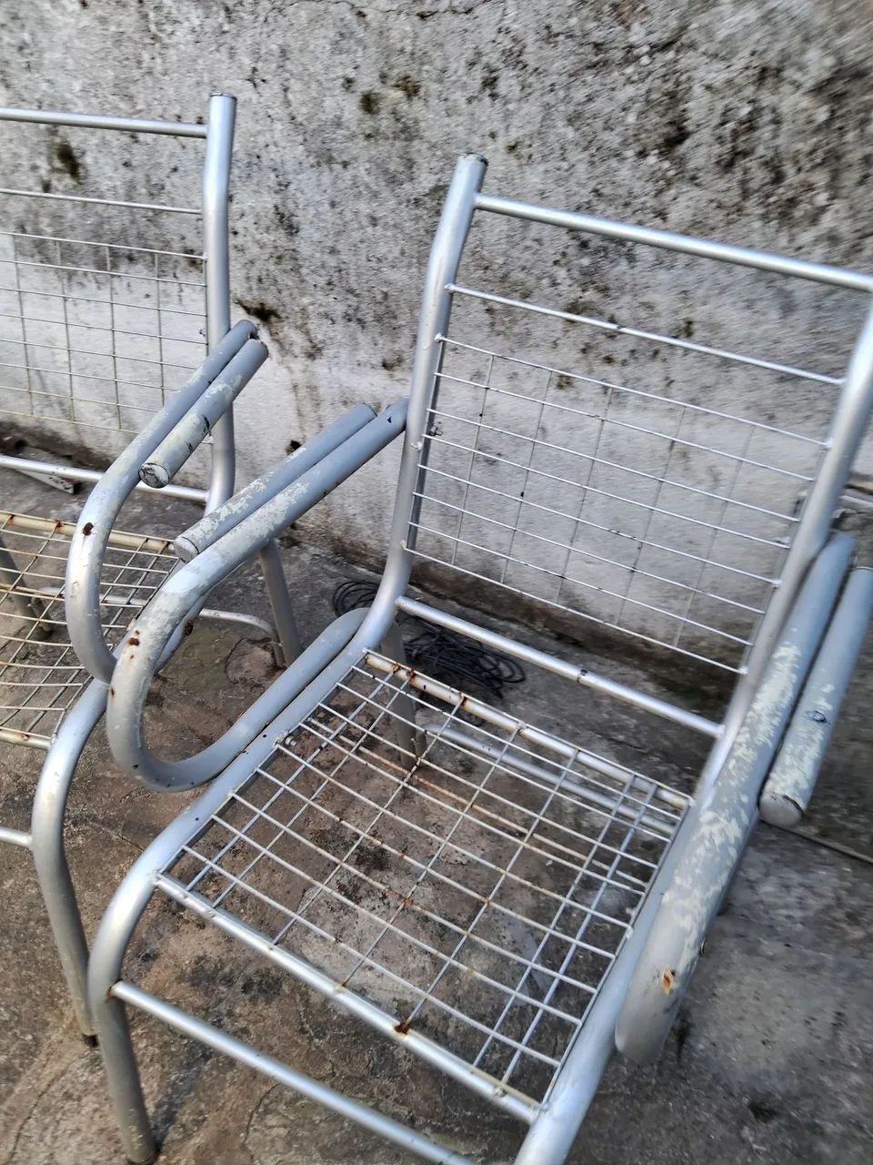 Quatro cadeiras por 100 reais - Foto 4