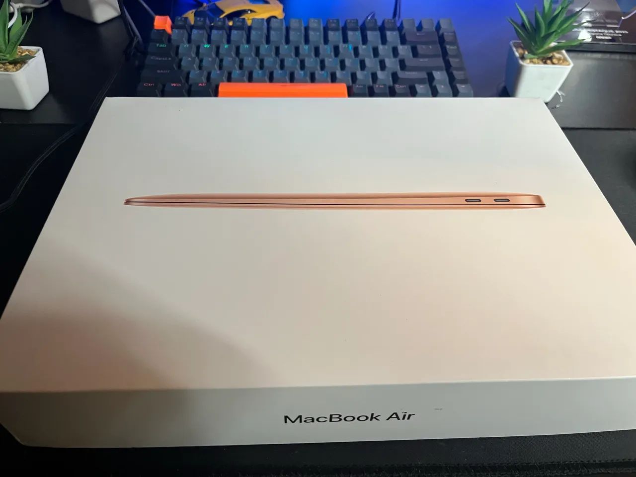 261）MacBook Air 2019　13インチ　/128GB/8GB/i5 MacBook Air 2019 Usado 13