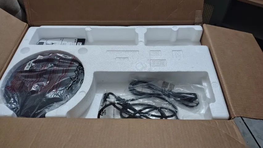Monitor ThinkVision 24" - Foto 4