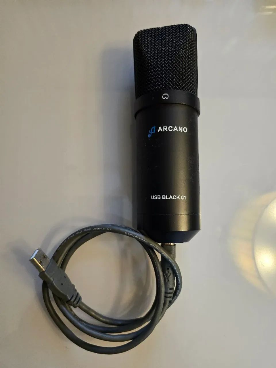 Microfone Condensador USB Arcano AM-BLACK-1