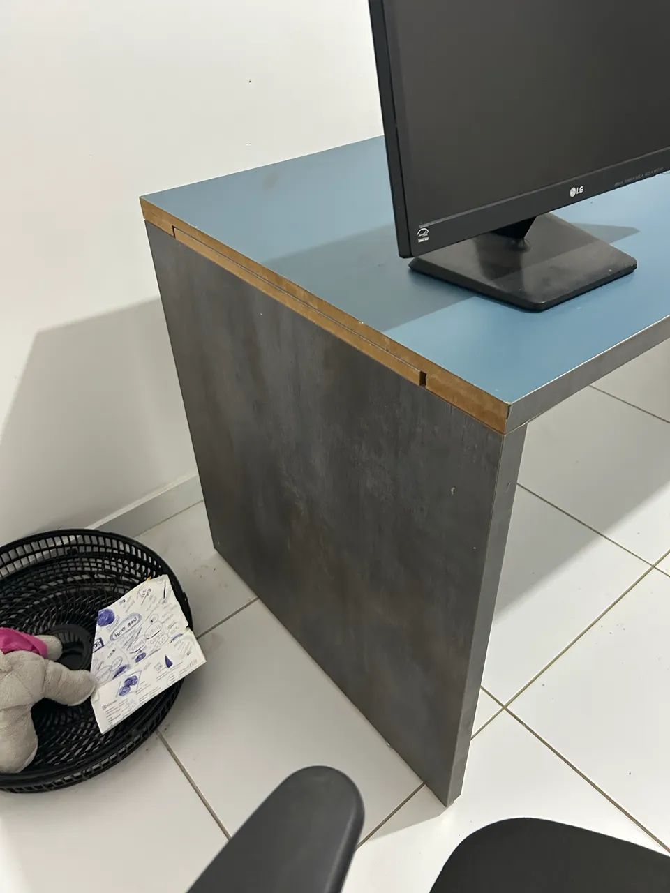 Mesa 100% MDF azul - Foto 3