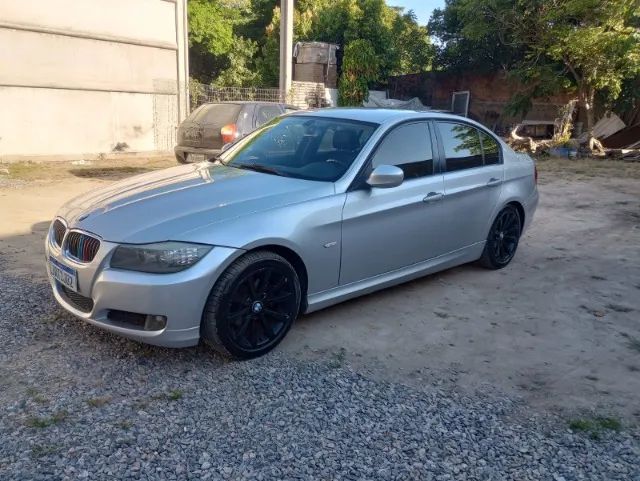 BMW 320I A 2010