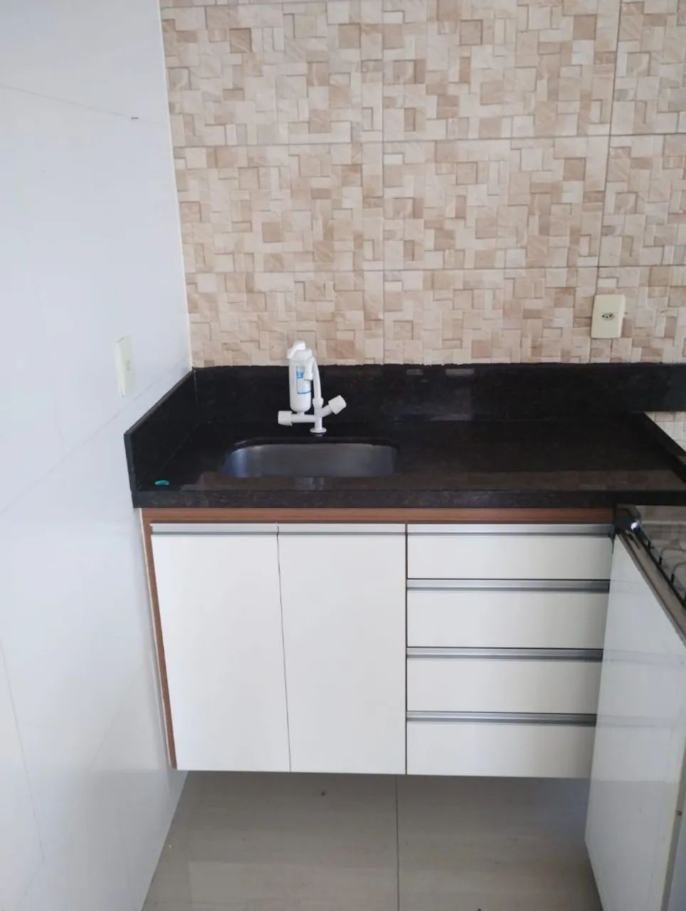 2 QUARTOS 1.150,00 SEMI MOBLIADO SÃO CONRADO  VILA VELHA  - Foto 4