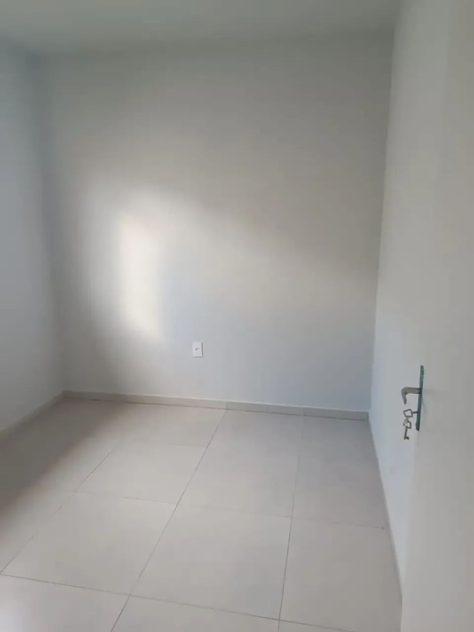 CASA NOVA TÉRREA, MURADA, 2 QUARTOS, COND. GUARÁ, REGIÃO DIST INDUSTRIAL E PARQ CUIABA - Foto 4