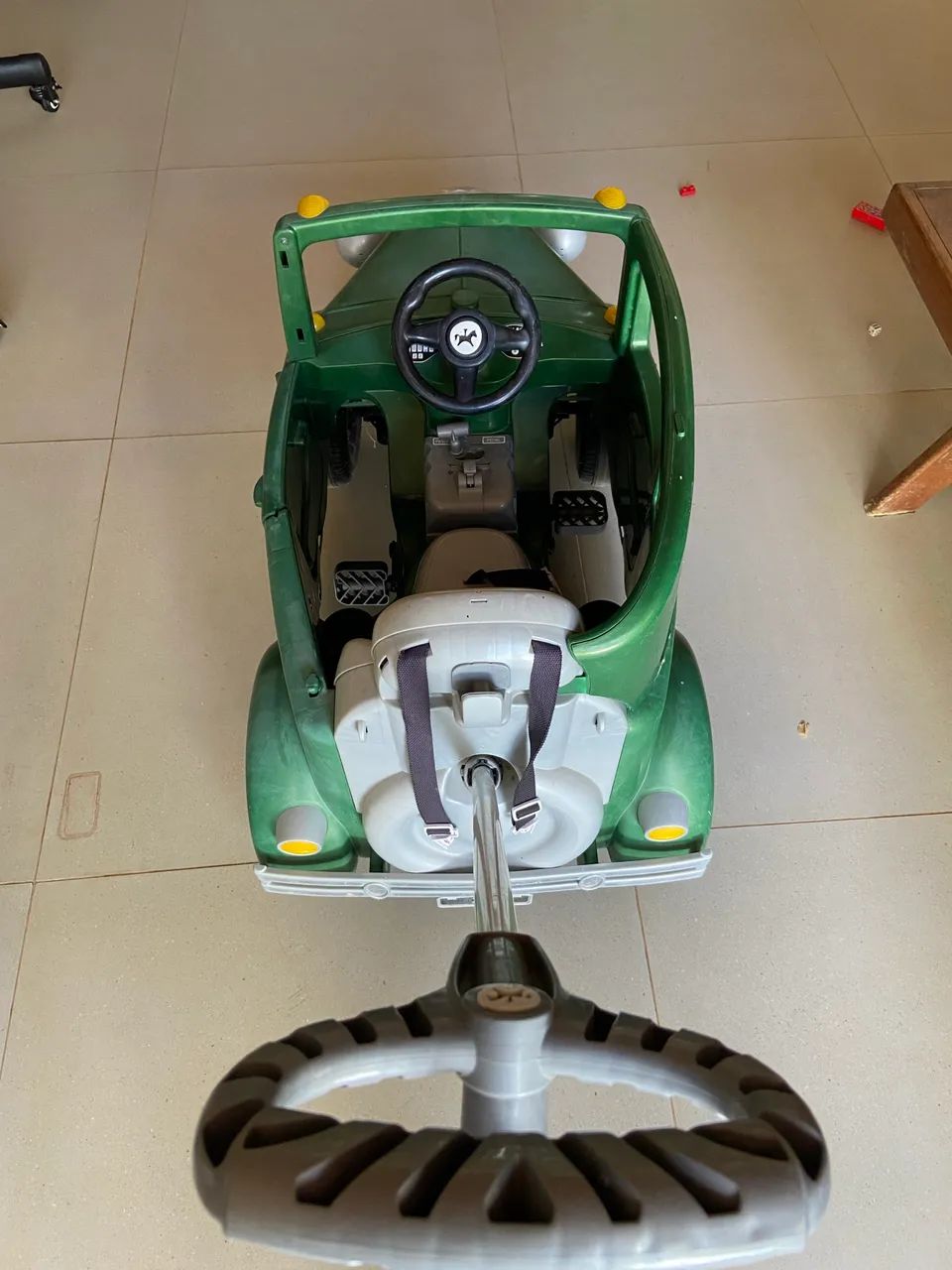 Carrinho de Passeio e Pedal Infantil Calesita calhambek Verde  - Foto 2