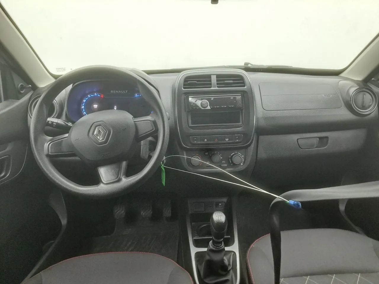Renault Kwid 1.0 Zen, foto 15 de 18