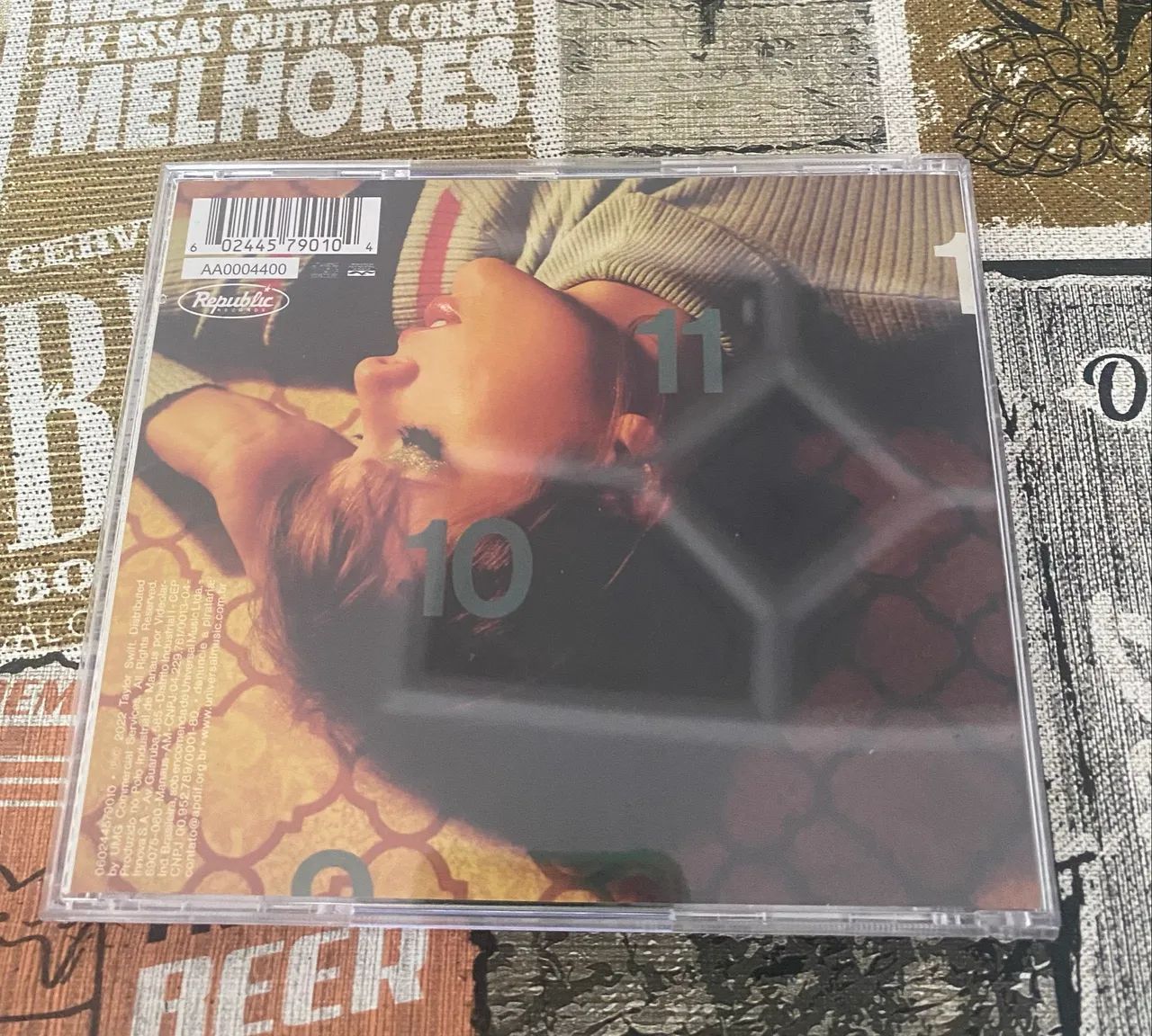 CD TAYLOR SWIFT - MIDNIGHTS JADE GREEN EDITION - Foto 3