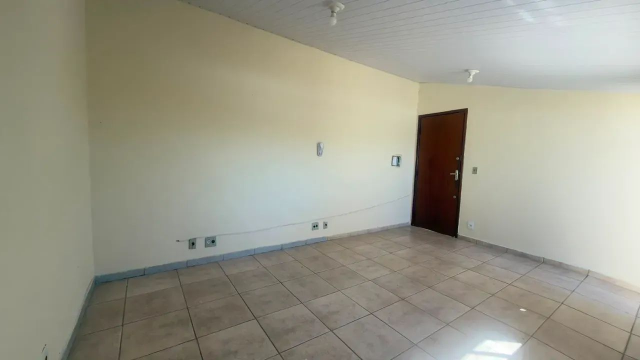 SALA COMERCIAL LOCALIZADA NA AV GUARAPARI - Foto 5