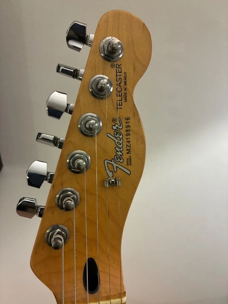 Fender Telecaster MIM 2004 como nova - Foto 5