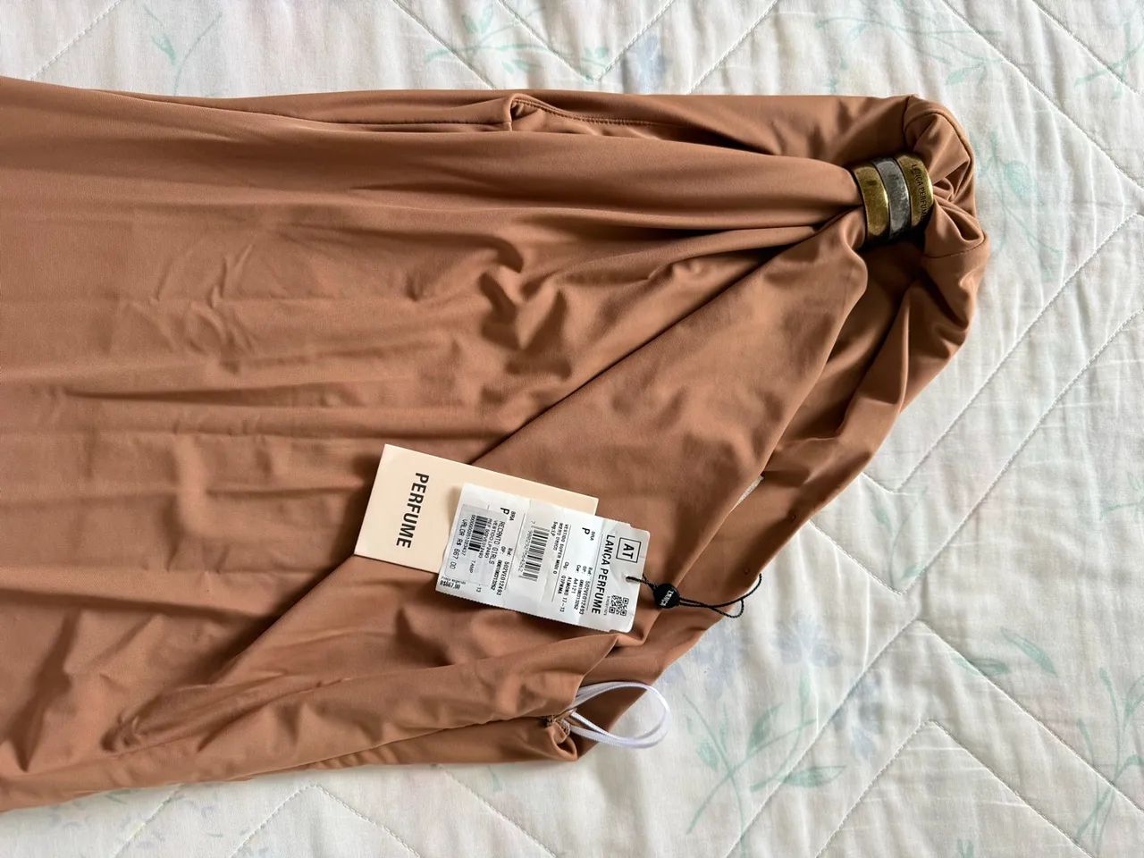 Vestido lança perfume  - Foto 3
