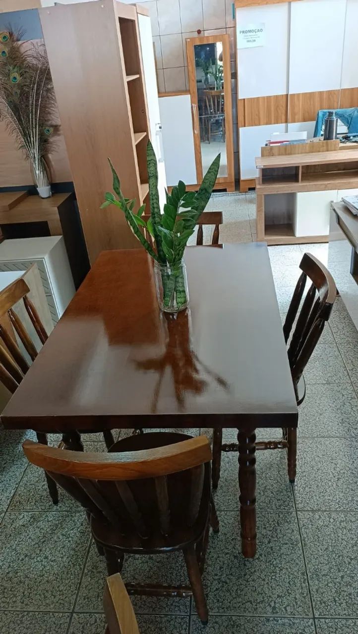 Mesa de Jantar com 4 Cadeiras de Madeira Nova , Entrego  - Foto 3