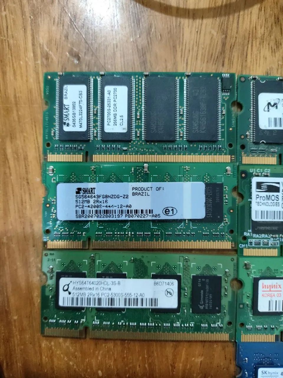 Lote com 11 memórias RAM para notebook de diversas capacidades e marcas. - Foto 4