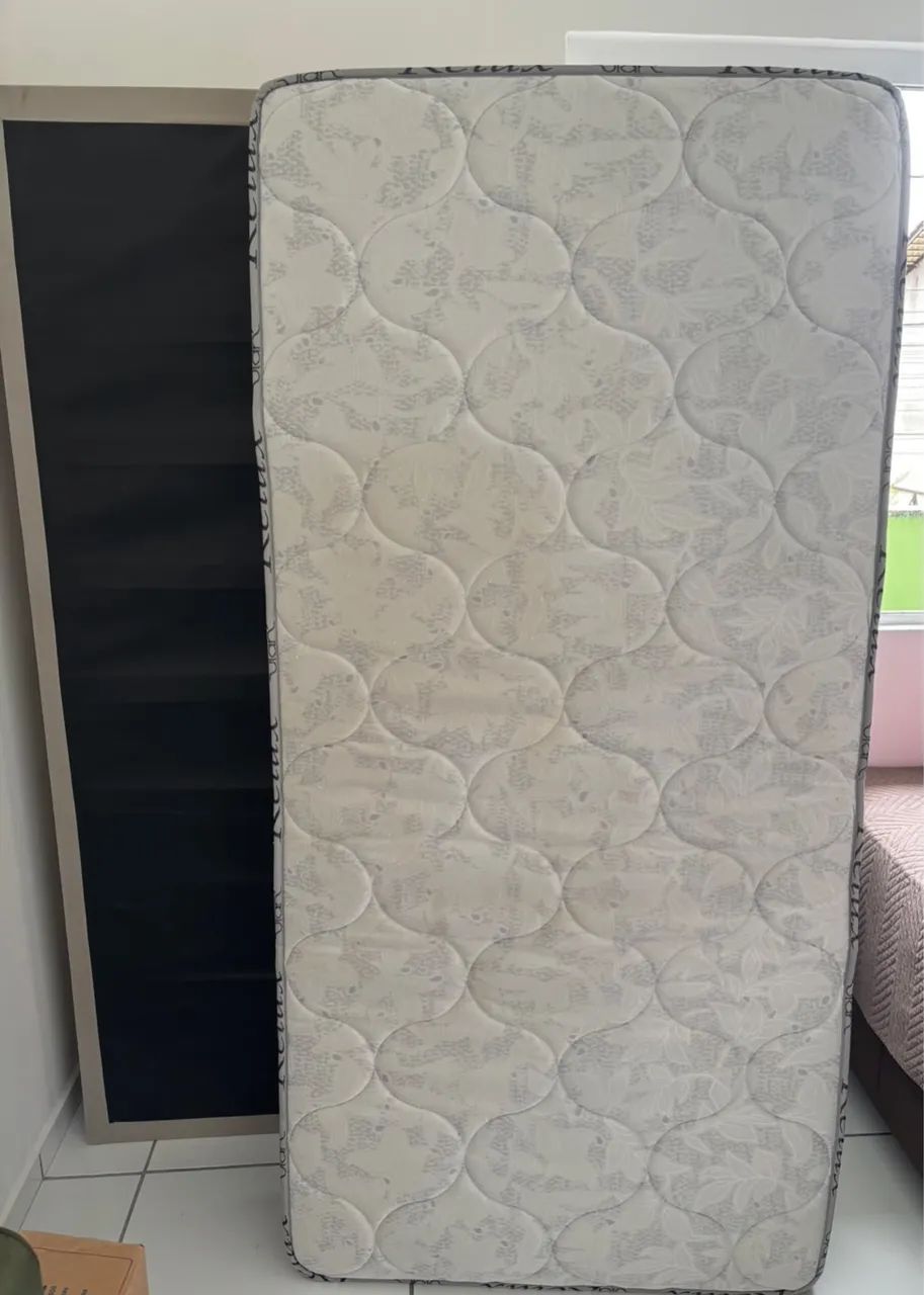Cama de solteiro 