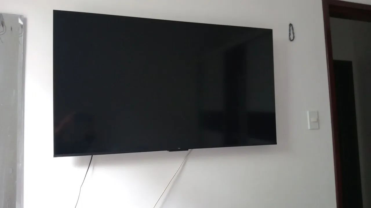 Vendo tv Tcl 50 polegadas excelente estado. - Foto 2