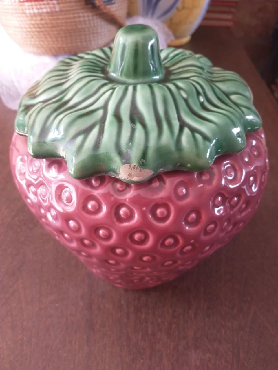 Cachepô antigo morango