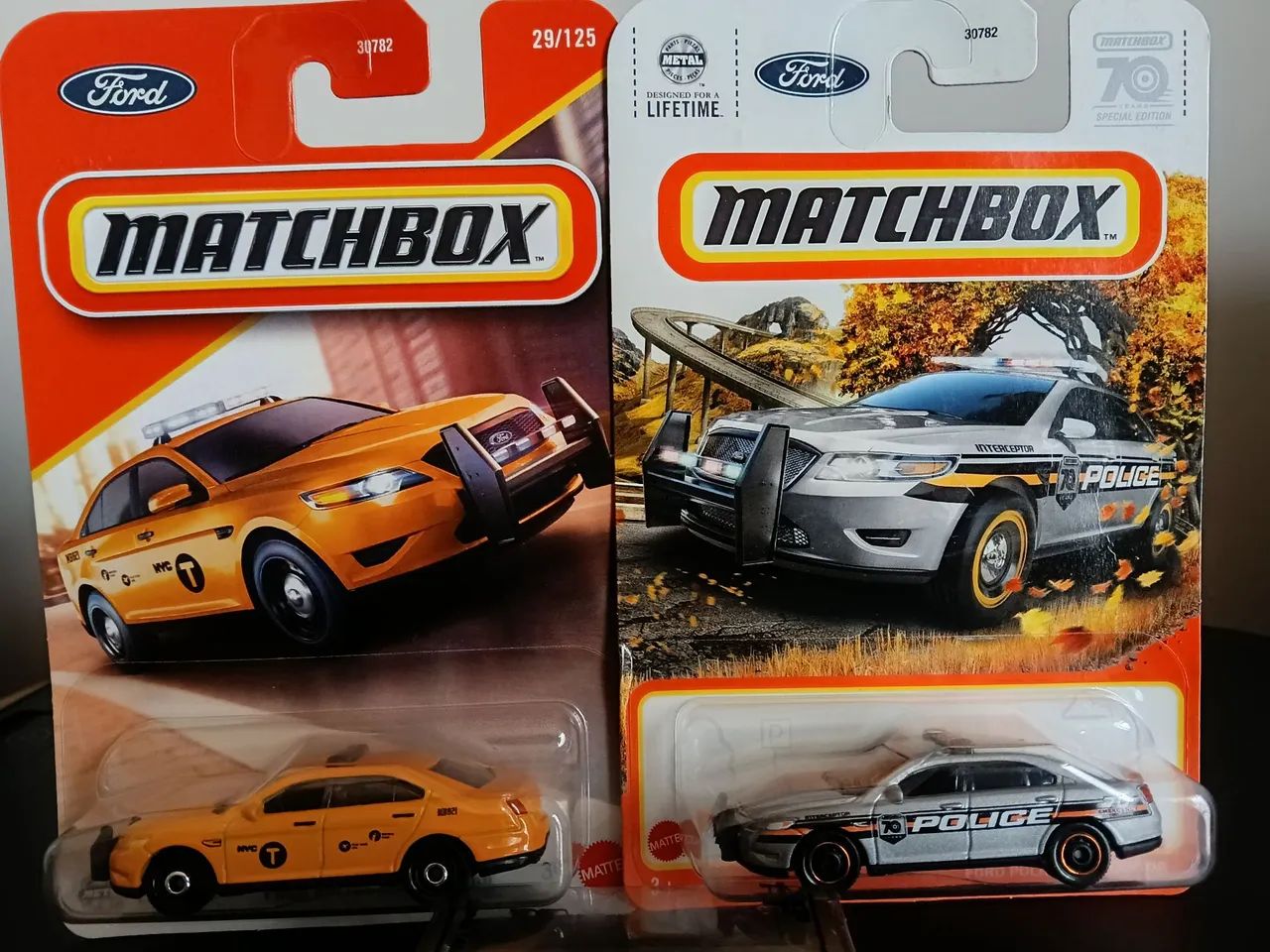 Kit 2 miniaturas Ford Matchbox 