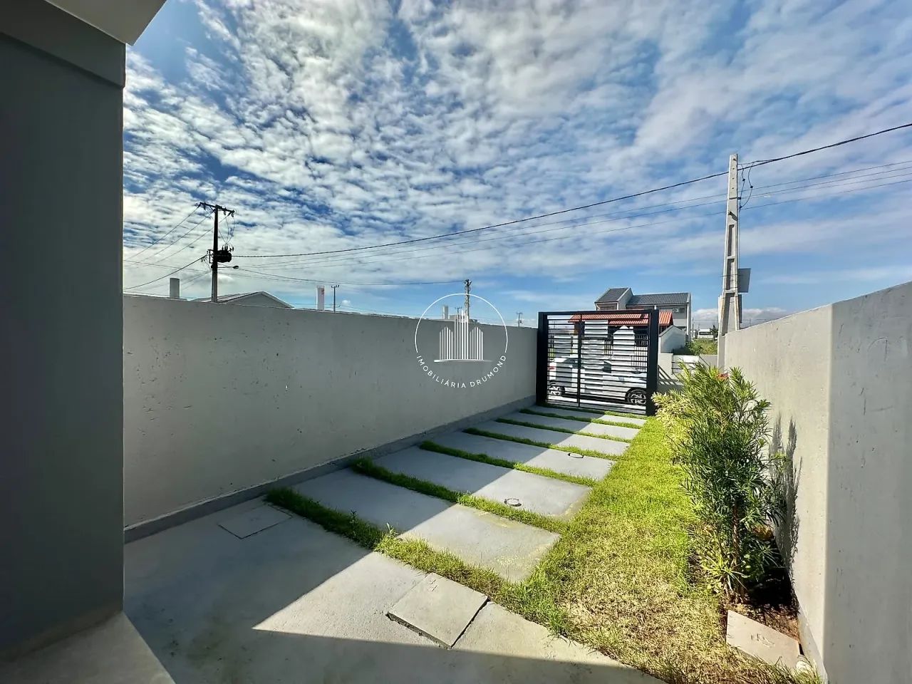 Sobrado Geminado 2 Quartos com 1 Suítes e 104m² - Sertão do Maruim - EST - Foto 3