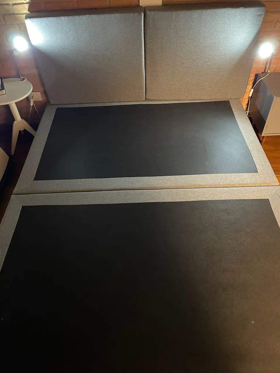 Cama queen cabeceira em linho cinza - semi nova impecável  - Foto 2