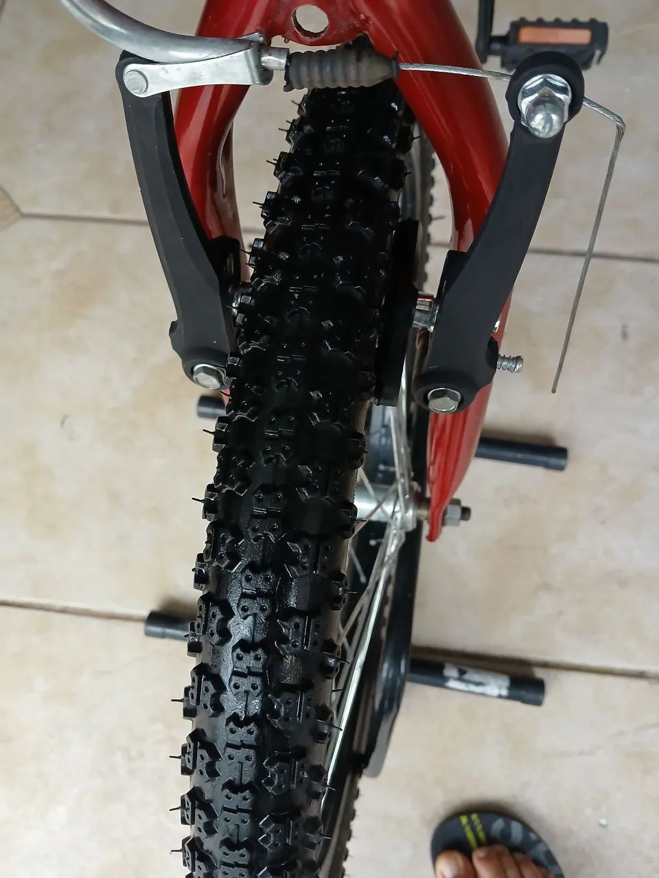 Linda bicicleta aro 20 semi nova - Foto 5