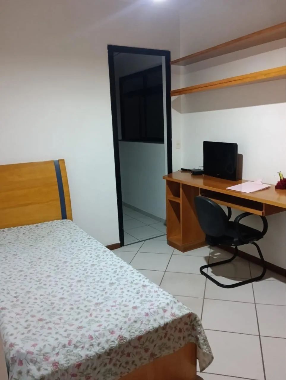 Quarto disponível para alugar