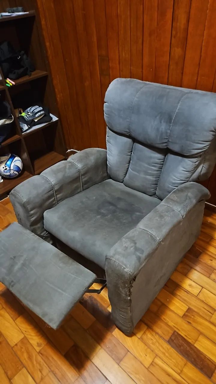 Poltrona reclinável