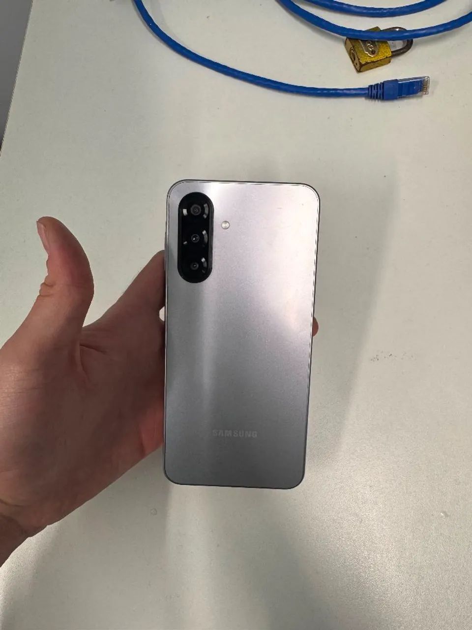 Smartphone Sansug Galaxy A17  - Foto 2