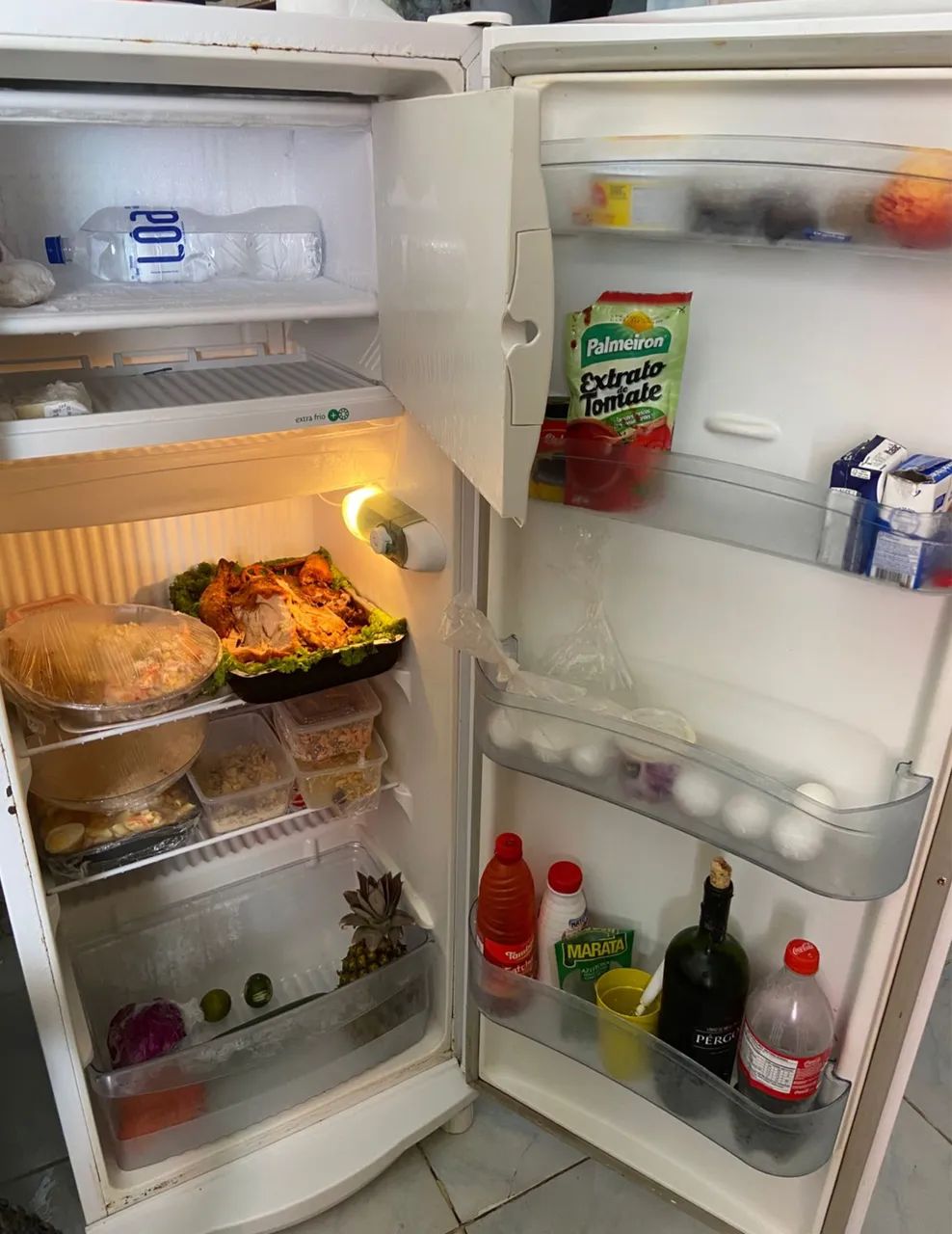 Geladeira nova em perfeito estado 